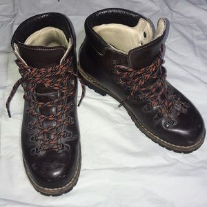 Italian-Made Scarpa Mountain Boots Size 9.5